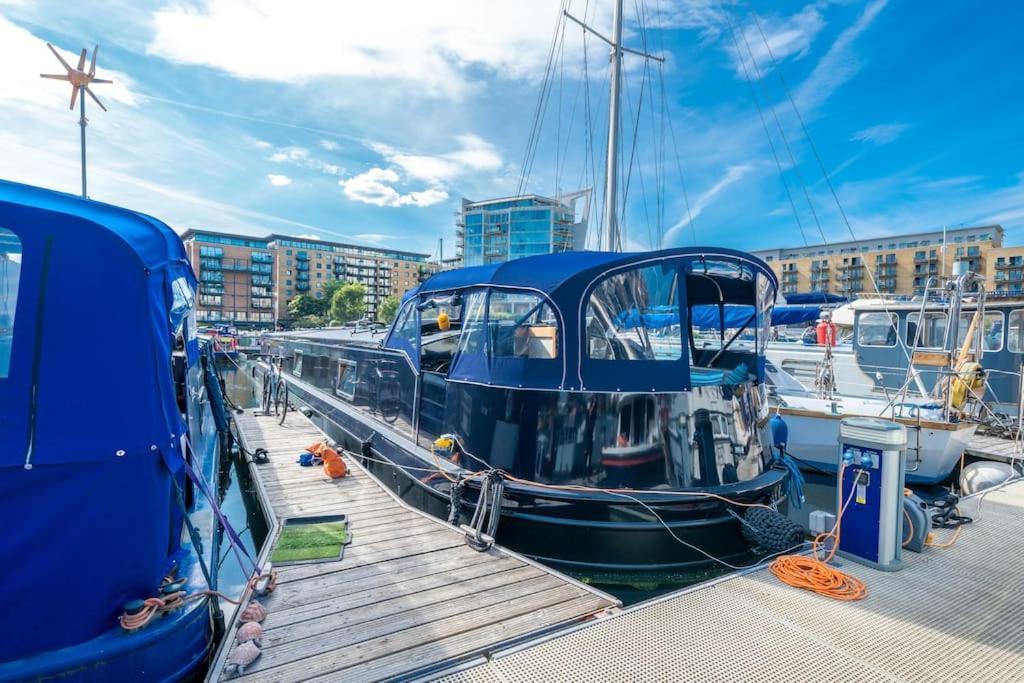 Luxurious Houseboat Near Canary Wharf In London Kültér fotó